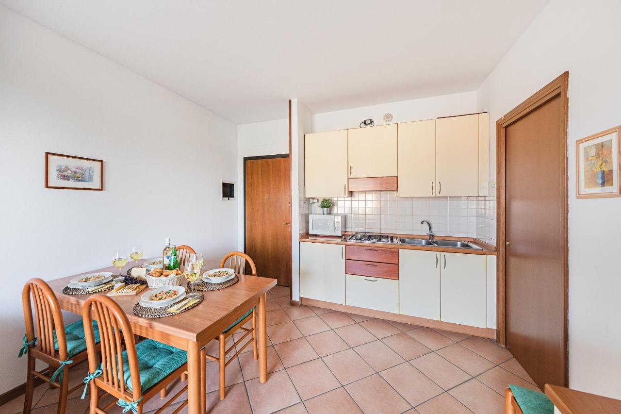Condominio Del Sole P1-137 By Wonderful Italy Сирмионе Екстериор снимка