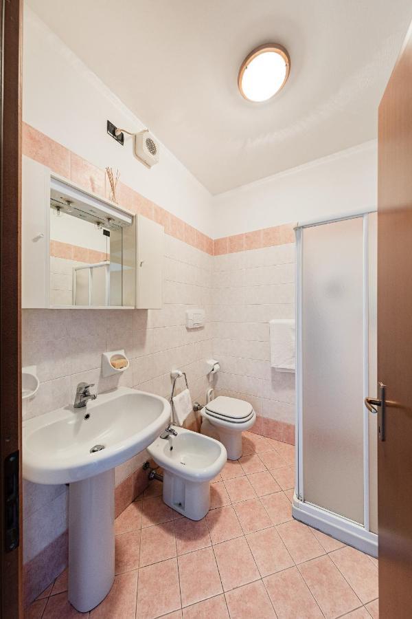 Condominio Del Sole P1-137 By Wonderful Italy Сирмионе Екстериор снимка